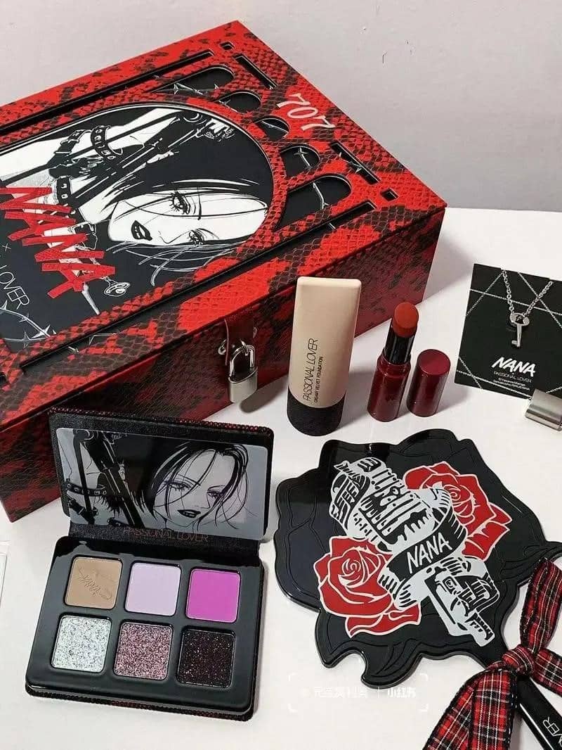 Anime Nana Joint Name Makeup Gift Box Hot Girl Lipstick Foundation  Eyeshadow Palette Комплект секси дълготрайна козметика Girls Gifts ᐉ  Играчки и хобита ᐉ RCSF